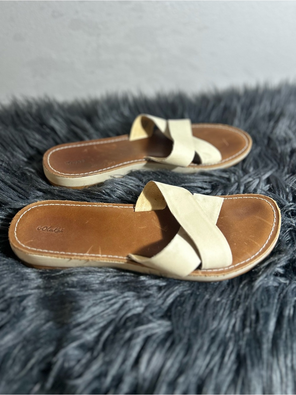 OLUKAI Ke'a Women's Beach Sandals Casual Crisscross Slide Sandal Beige Size 9 - Picture 4 of 10